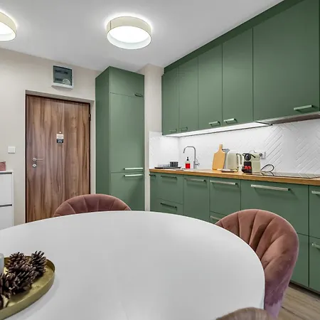 Rakowska Comfort With Parking By Rentujemy Warszawa